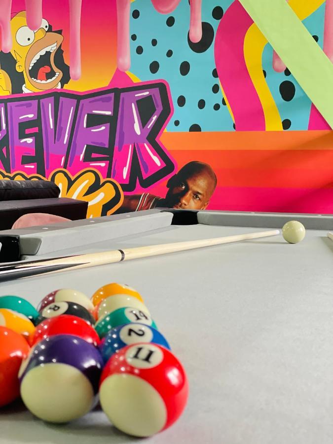 Capsule Forever Young - Jacuzzi - Sauna - Billard - Arcade De Jeux - Netflix & Home Cinema - Ping Pong Hastiere-par-dela Luaran gambar