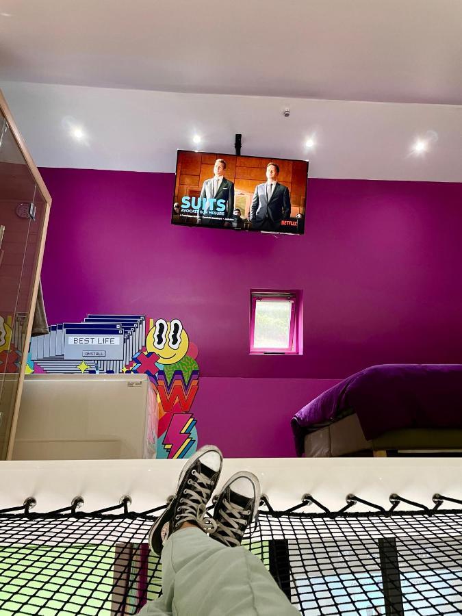 Capsule Forever Young - Jacuzzi - Sauna - Billard - Arcade De Jeux - Netflix & Home Cinema - Ping Pong Hastiere-par-dela Luaran gambar